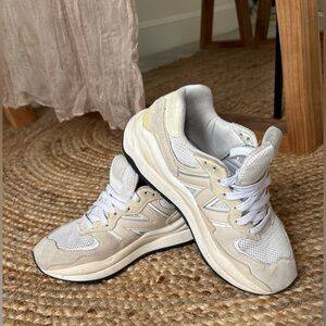 New Balance 57/40 Cream Sneaker